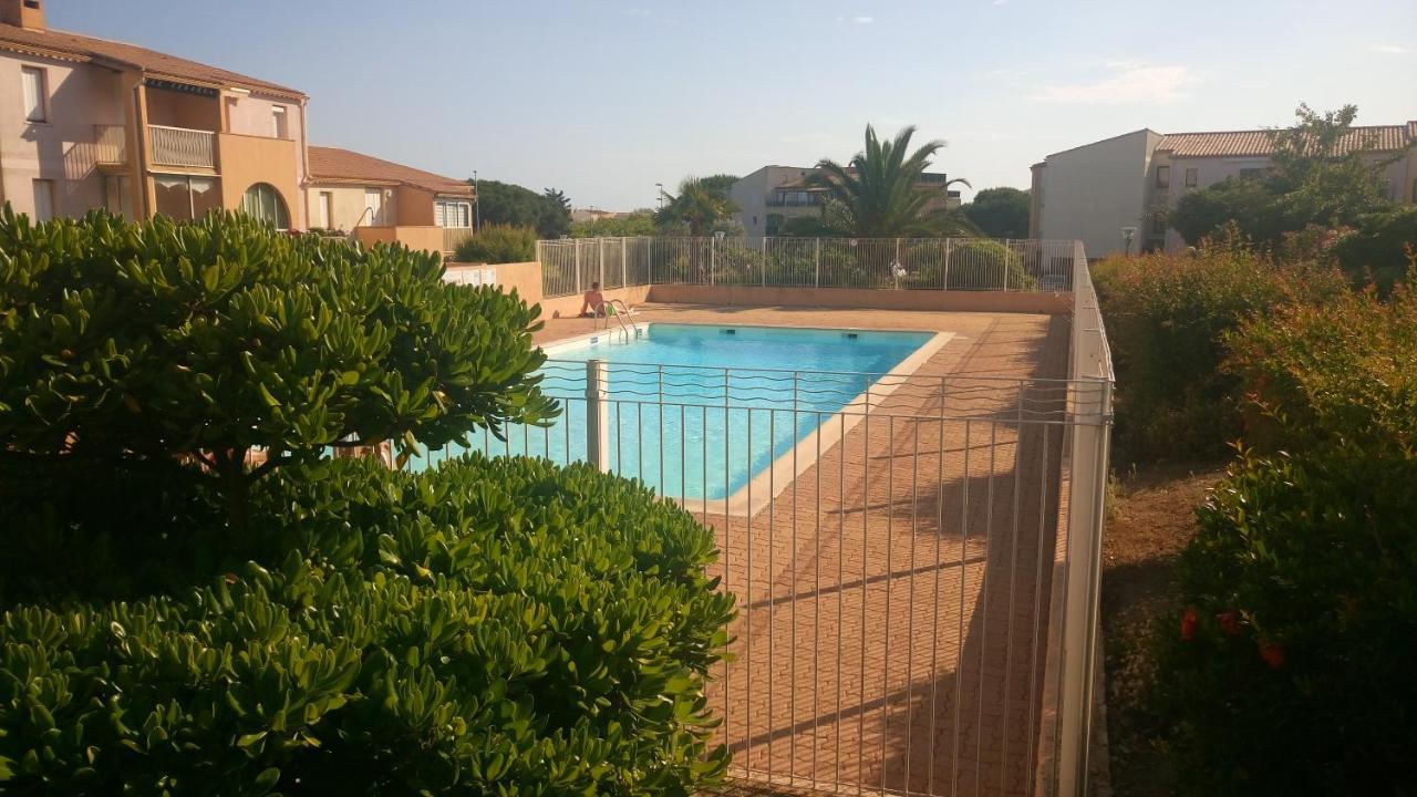 Appartamento Lara 3 - T2 Loggia Piscine 2 Lits Doubles Parking Pres Du Centre-Port Et Ile Loisirs Agde Esterno foto
