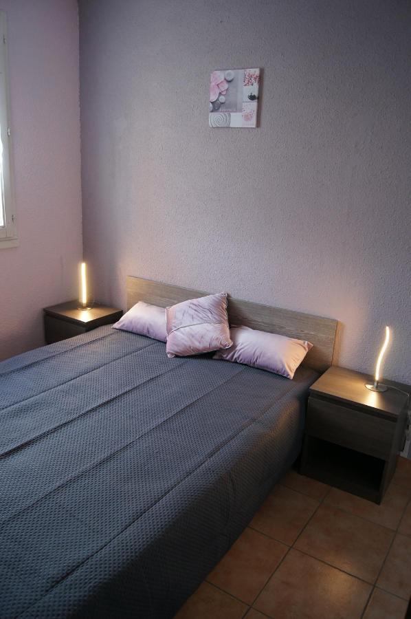 Appartamento Lara 3 - T2 Loggia Piscine 2 Lits Doubles Parking Pres Du Centre-Port Et Ile Loisirs Agde Esterno foto